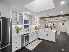 4725 37th Avenue SW, Seattle WA 98126