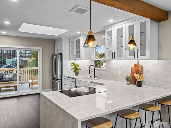 4725 37th Avenue SW, Seattle WA 98126