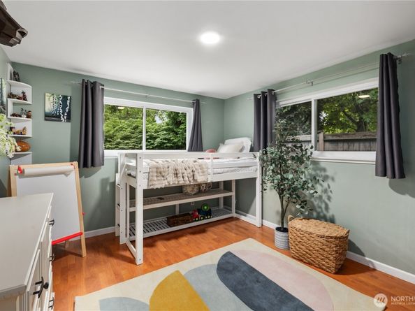 204 Duvall Ave SE, Renton WA 98059