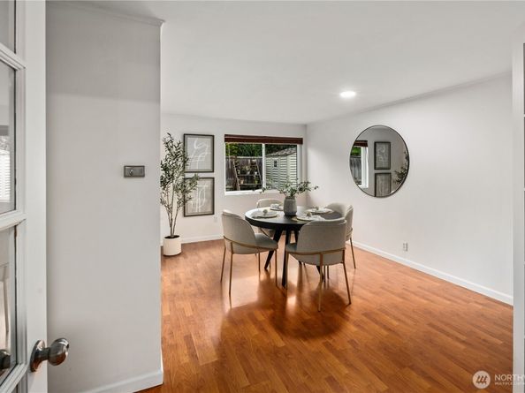 204 Duvall Ave SE, Renton WA 98059