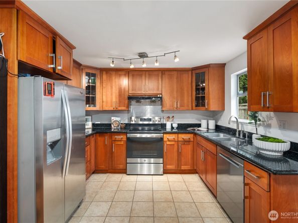 204 Duvall Ave SE, Renton WA 98059