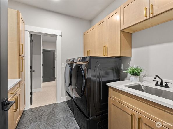 16429 Snohomish Avenue SE, Clearview WA 98296