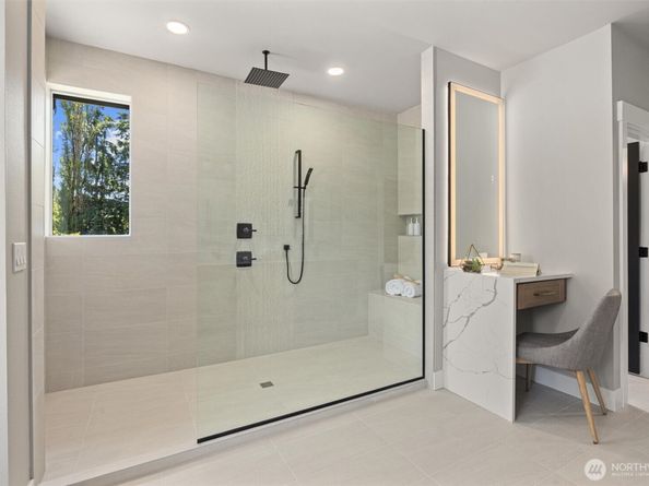 16429 Snohomish Avenue SE, Clearview WA 98296