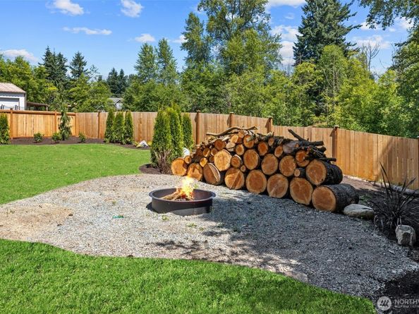 16429 Snohomish Avenue SE, Clearview WA 98296