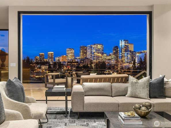 9630 SE 5th Street, Bellevue WA 98004