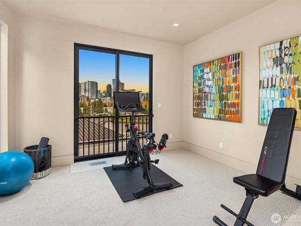 9630 SE 5th Street, Bellevue WA 98004