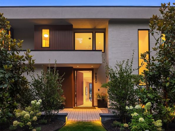 9630 SE 5th Street, Bellevue WA 98004