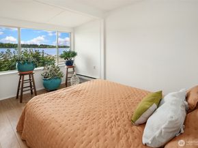 11212 SW 125th Street, Vashon WA 98070