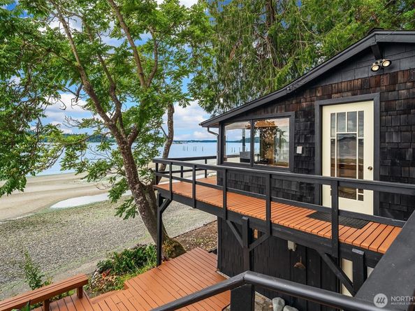 11212 SW 125th Street, Vashon WA 98070