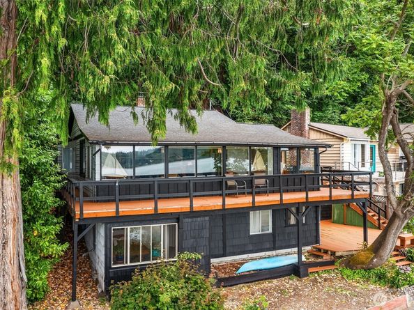 11212 SW 125th Street, Vashon WA 98070