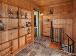 11212 SW 125th Street, Vashon WA 98070