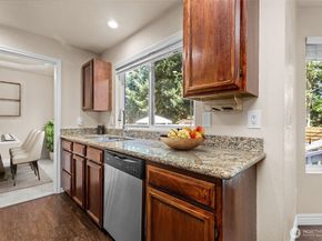 1124 SW 354th Street, Federal Way WA 98023