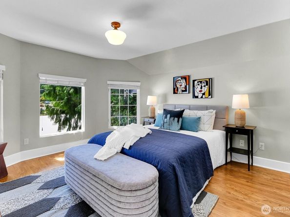 9510 9th Avenue NW, Seattle WA 98117