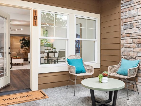 101 Shy Bear Way NW, Issaquah WA 98027