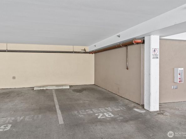 321 10th Avenue S 705, Seattle WA 98104