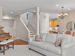 10961 Villa Monte Court, Mukilteo WA 98275
