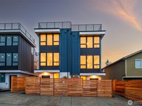 8825 C Wallingford Avenue N, Seattle WA 98103