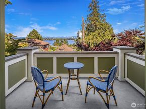 1423 37th Avenue, Seattle WA 98122