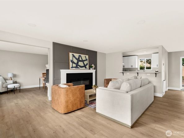 1402 N 136th Street, Seattle WA 98133