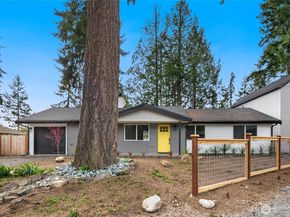 1402 N 136th Street, Seattle WA 98133