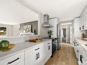 1402 N 136th Street, Seattle WA 98133