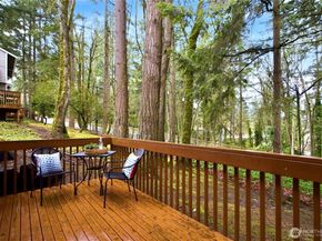 4281 152nd Court SE 3A, Bellevue WA 98006