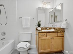 4281 152nd Court SE 3A, Bellevue WA 98006