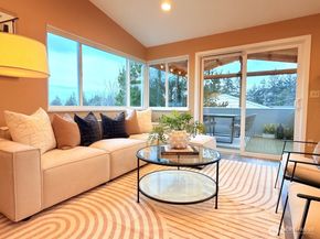 2004 SW 117th Place, Burien WA 98146