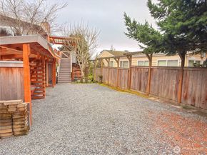 2004 SW 117th Place, Burien WA 98146