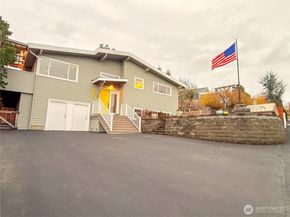 2004 SW 117th Place, Burien WA 98146