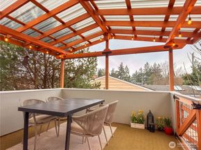 2004 SW 117th Place, Burien WA 98146