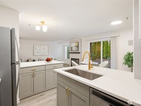 12618 109th Court NE H101, Kirkland WA 98034