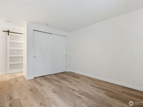 12618 109th Court NE H101, Kirkland WA 98034