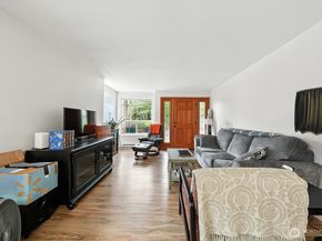 3827 Wetmore Avenue, Everett WA 98201