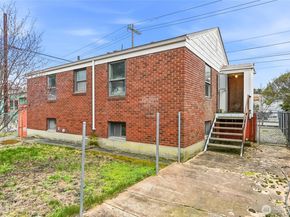 9017 14th Avenue S, Seattle WA 98108