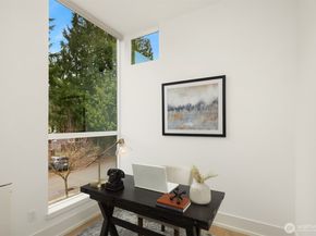 369 3rd Place NW, Issaquah WA 98027