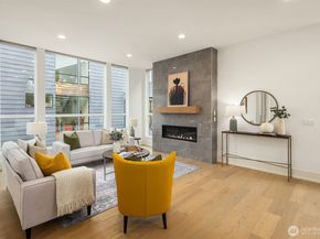 369 3rd Place NW, Issaquah WA 98027