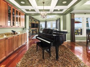 17003 Talbot Road, Edmonds WA 98026