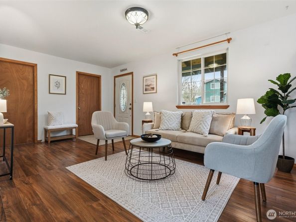 2750 California Avenue E, Port Orchard WA 98366