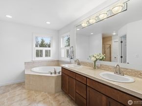 14811 239th Place SE, Snohomish WA 98296