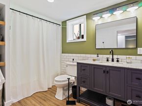 1114 N 77th Street, Seattle WA 98103