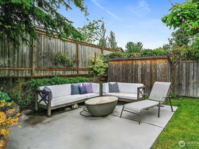 1114 N 77th Street, Seattle WA 98103