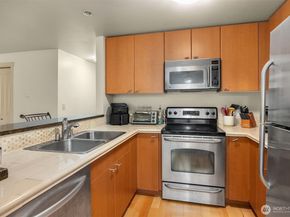 8248 126th Avenue NE C305, Kirkland WA 98033