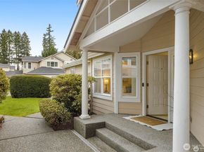 18391 NE 97th Court, Redmond WA 98052