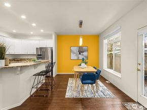 18391 NE 97th Court, Redmond WA 98052