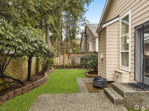 18391 NE 97th Court, Redmond WA 98052