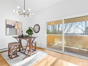 12429 NE 130th Court G304, Kirkland WA 98034