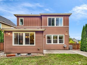 1705 NE Falls Dr, Issaquah WA 98029