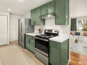 5035 25th Avenue SW, Seattle WA 98106