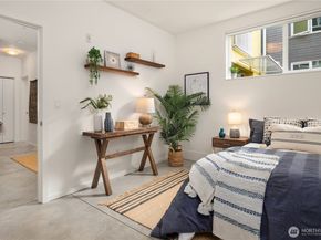 1623 14th Avenue E, Seattle WA 98122